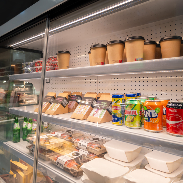 Expositores alimentares refrigerados FUTURO 2 para produtos embalados