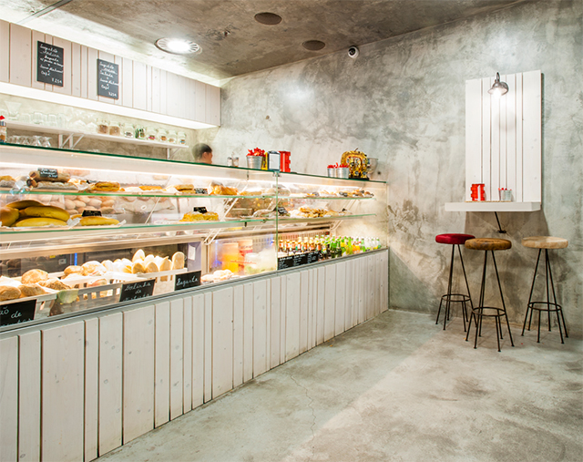 E-LINE display cases for coffee shops, pastry shops, cafeterias from JORDÃO.